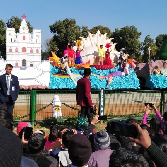 २३ जानेवारी, २०२० ह्यादिस नवी दिल्ली हांगा परेडच्या संदर्भात आयोजित संपूर्ण ड्रेस रिहर्सल दरम्यान राजपथच्या माध्यमातून समुद्रकिनार्‍यासह जैवविविधता आनी रोजीरोटी दर्शविणारी गोंयचे झांज