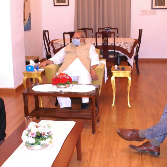 विरोधी पक्षनेतेने राज्यपाल श्री सत्य पाल मलिक बरोबर बैठक घेतली - ६ मे, २०२०