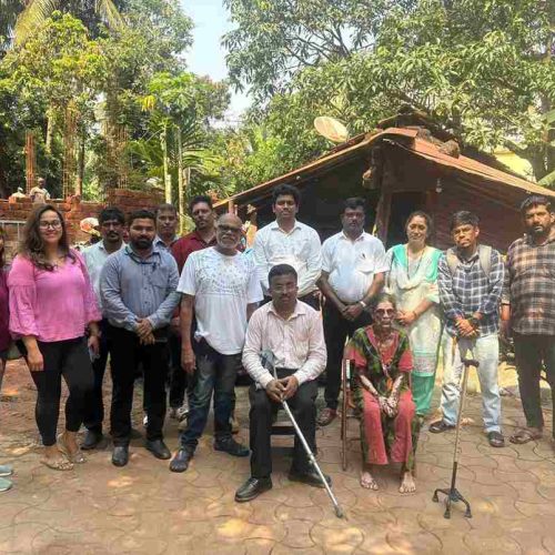 Official visited the house of Smt. Kamala Vasant Naik alias Ms. Kamalawa Malappa Megeri, to verify the facts.