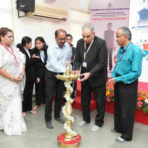 Department of Civil Supplies and Consumer Affairs in association with the Consumer Welfare Cell of V.M. Salgaocar College of Law Miramar, organized a programme to observe National Consumer Rights Day