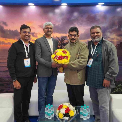 राज्यसभा खासदार श्री. सदानंद तानावडे हांणी नवी दिल्लीत लाल किल्ल्या सामकार आयोजीत  “भारत पर्व” उत्सवाक भेट दिली.